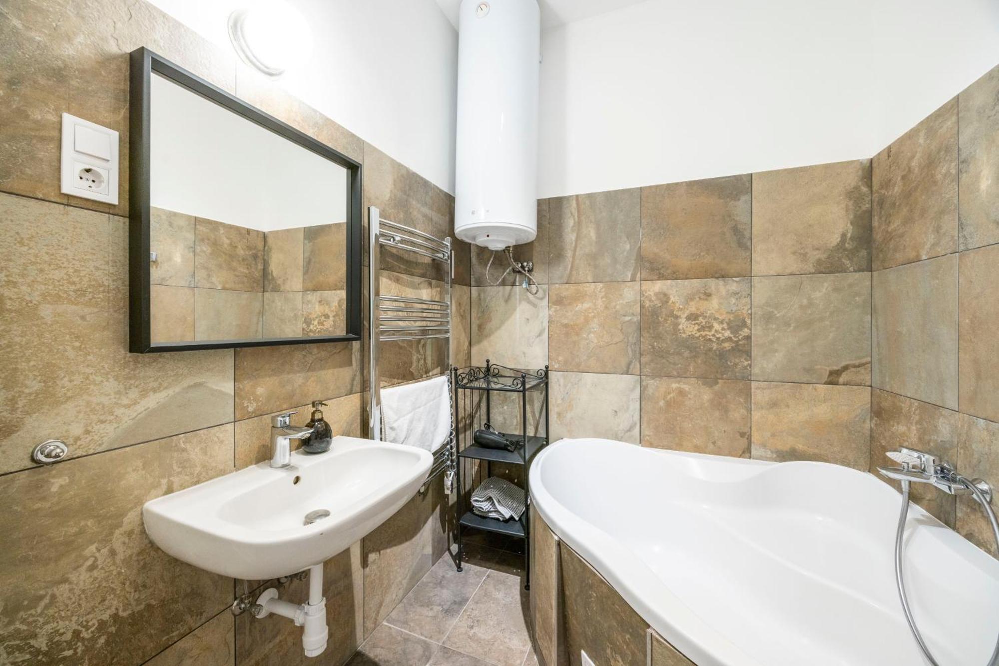 Charming & Cozy Central Apartment In The King Street 布达佩斯 外观 照片