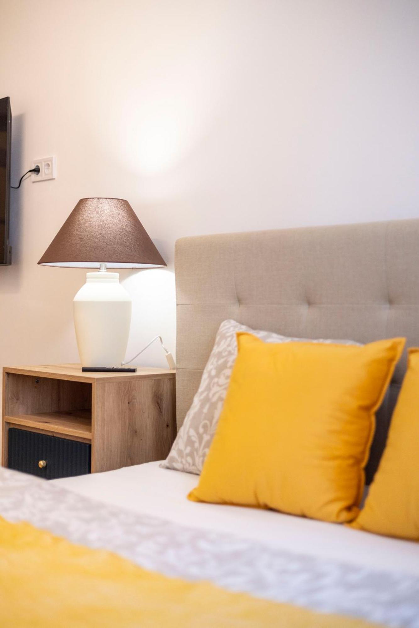 Charming & Cozy Central Apartment In The King Street 布达佩斯 外观 照片